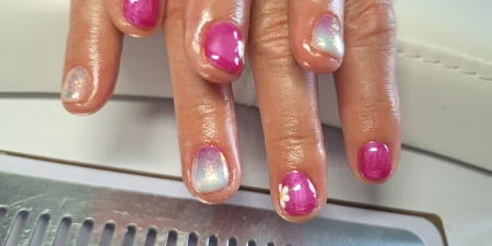 Pink és ezüst átmenetes gél lakkozás